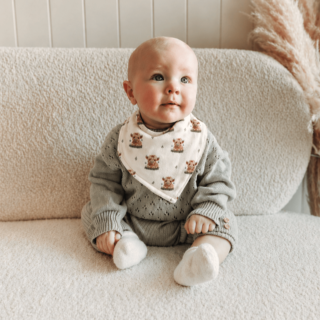 HIGHLAND COW | Baby Bib - Smitten Bub Co.