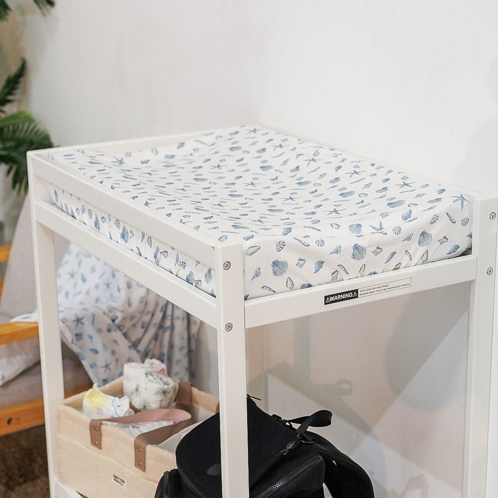 BLUE SEASHELLS | Bassinet Sheet / Change Mat Cover - Smitten Bub Co.