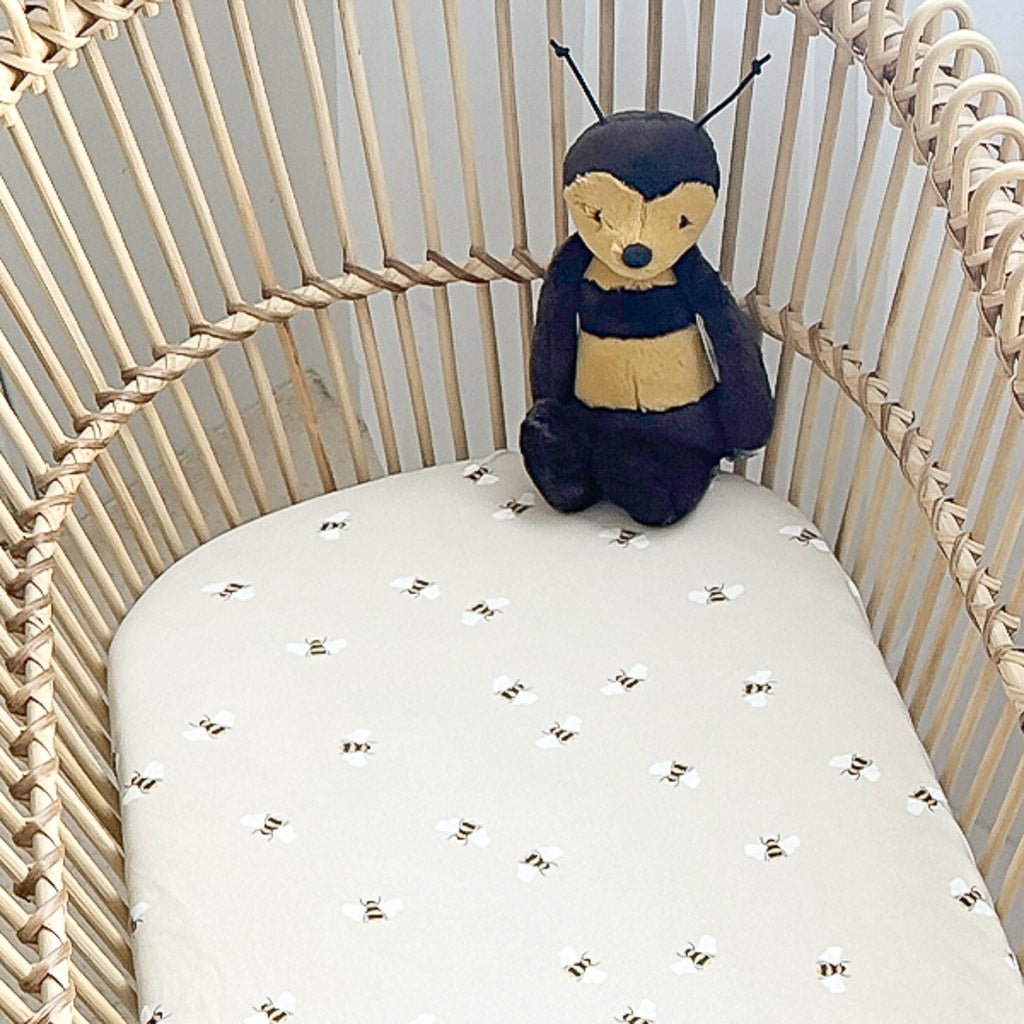 BUMBLE BEES | Bassinet Sheet / Change Mat Cover - Smitten Bub Co.