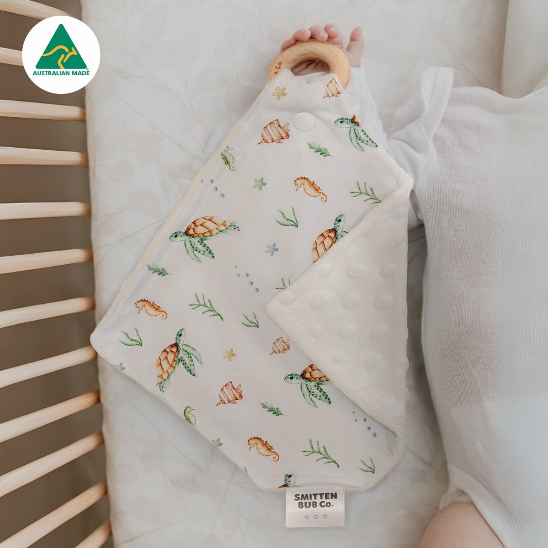 Green Turtles Comforter - Smitten Bub Co.