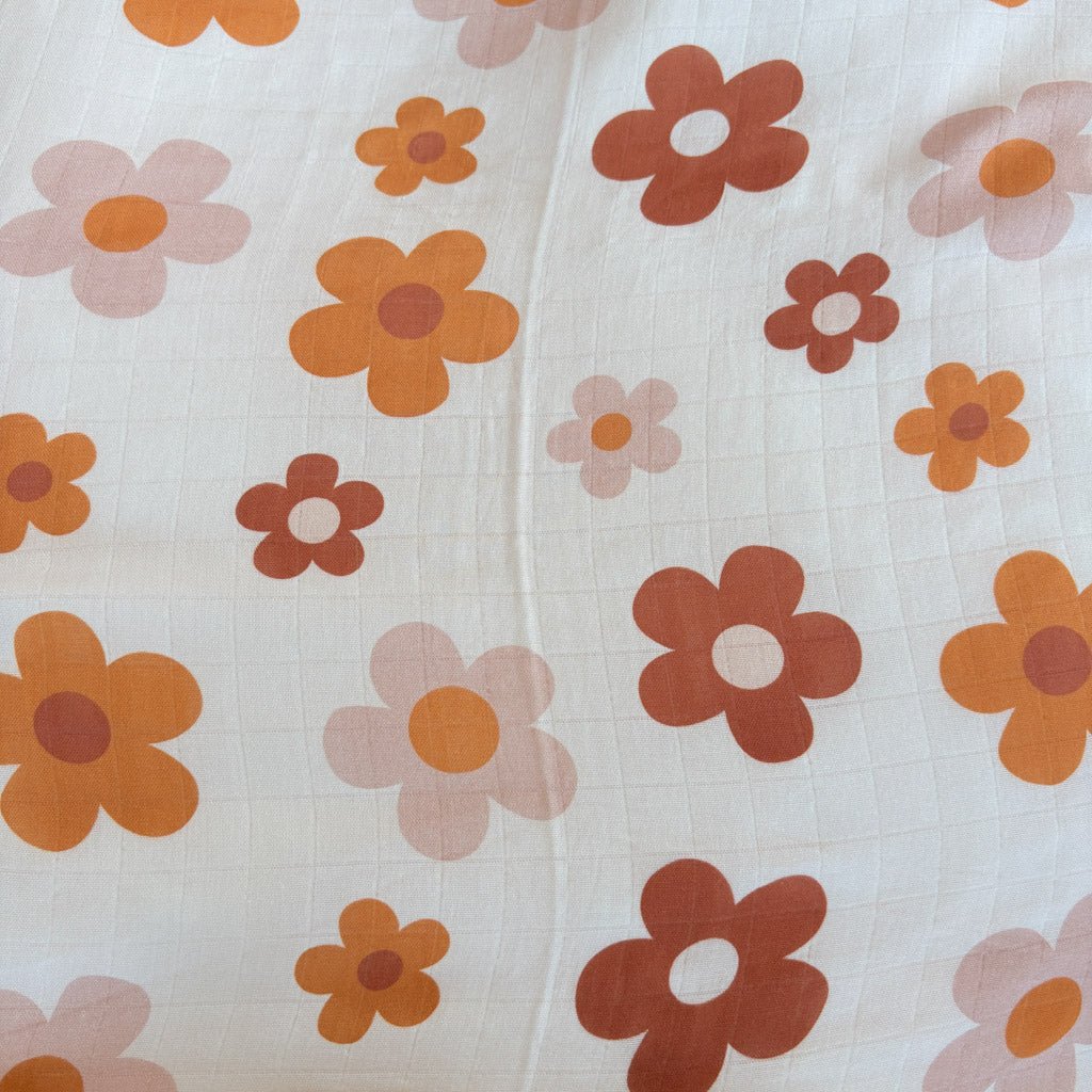 RETRO FLOWERS | Bamboo Cotton Muslin Swaddle - Smitten Bub Co.